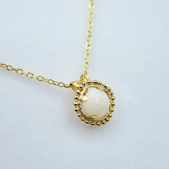 10K Yellow Gold Genuine Opal 6x6mm (0.75ct) Pendant - Picture 2 of 5